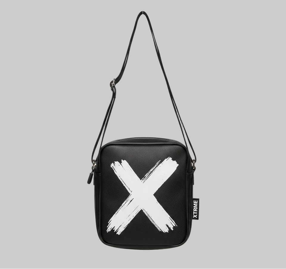 Brushstroke Clutch - Black