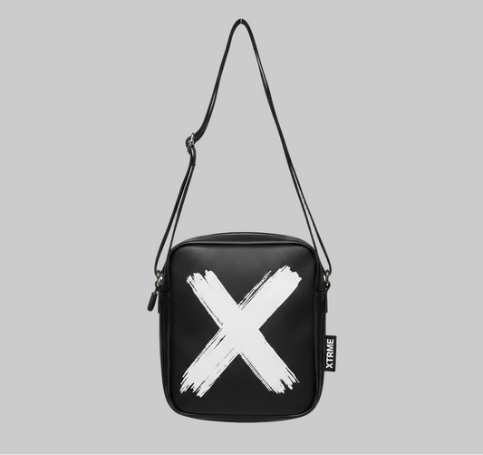 Brushstroke Clutch - Black