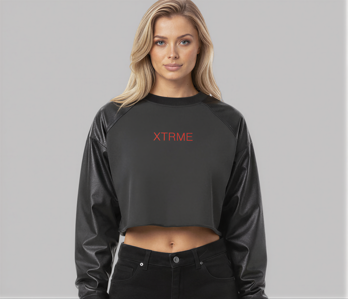 XTRME Cropped Sweatshirt – Black