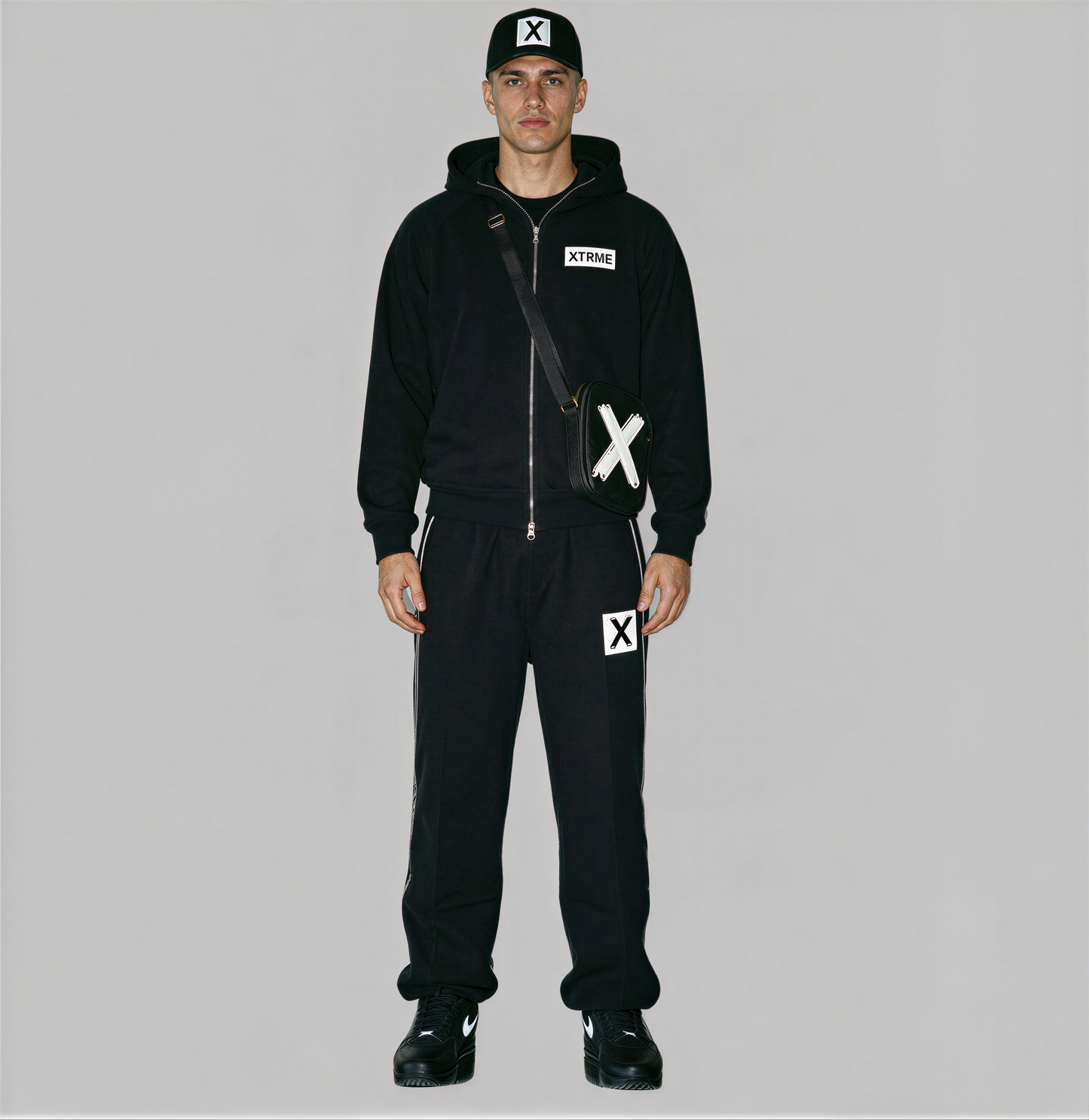Core Tracksuit - Black