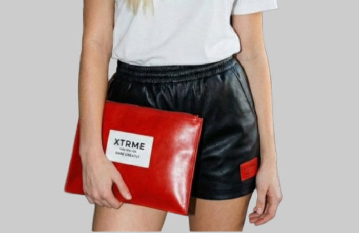 Risk Statement Clutch - Red